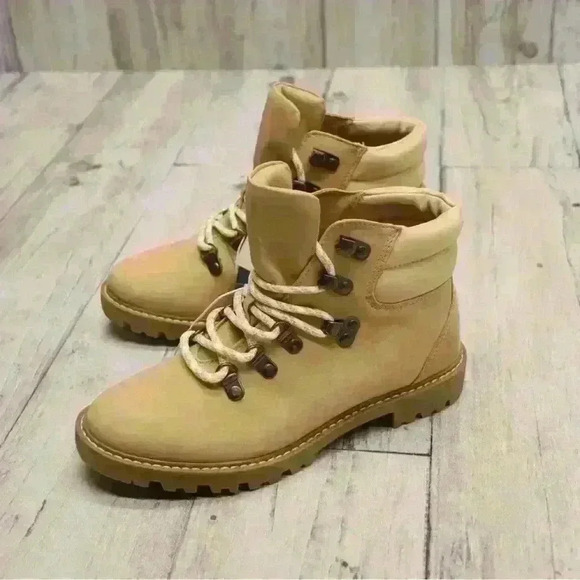 Universal Thread Tully Lace-Up Winter Hiking Boots-Tan Women's Size 6 - Picture 1 of 5